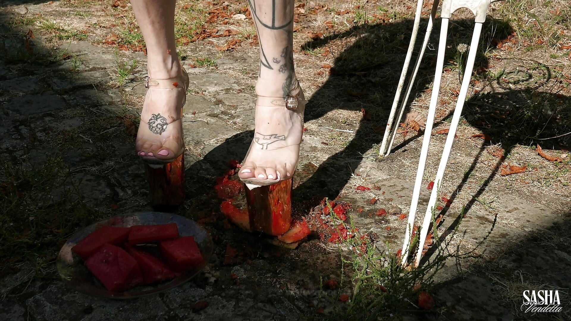 Watermelon FOOD CRUSH & FOOT FETISH