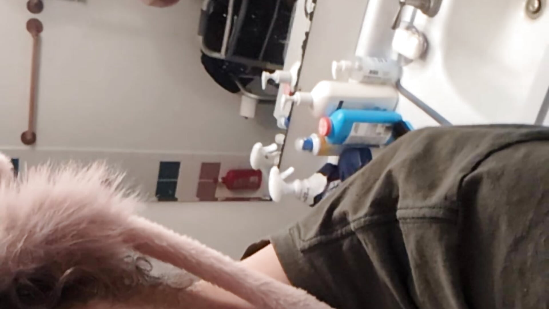 High_on_Skittles - kameramalli trendaava video 8567