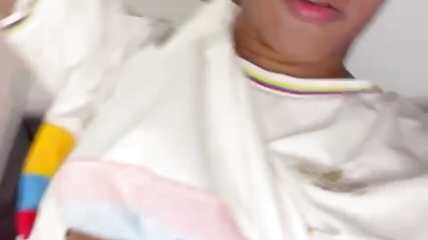 WhatsApp Video 2026-08-26 at 8,10,02 AM - LiamKron adlı kamera modelinin videosu