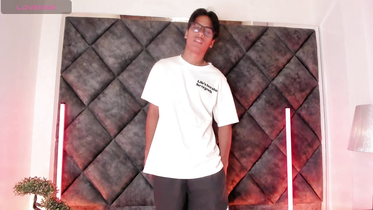 2026-08-18 09-47-09 - LiamKron adlı kamera modelinin videosu