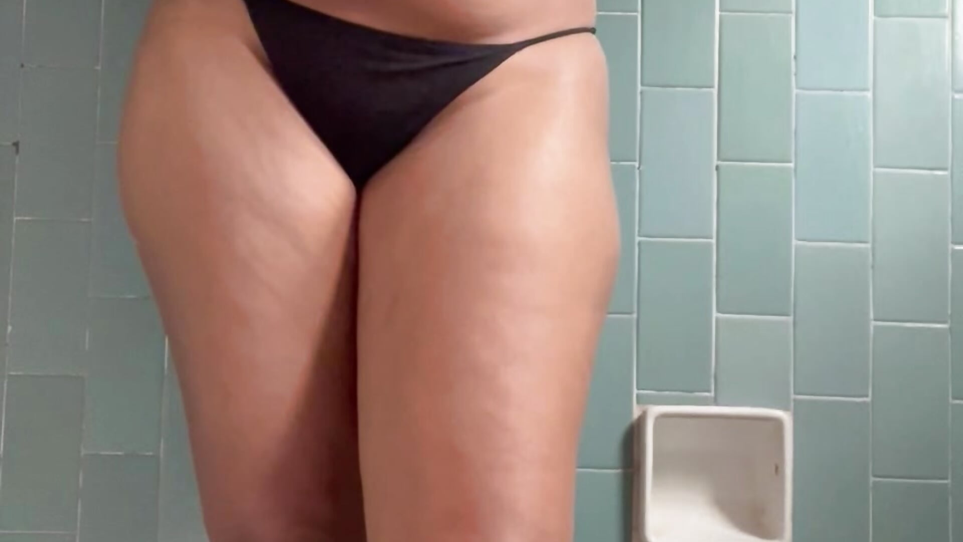 a little striptease 🥵 - video by cata_bloom1 cam model