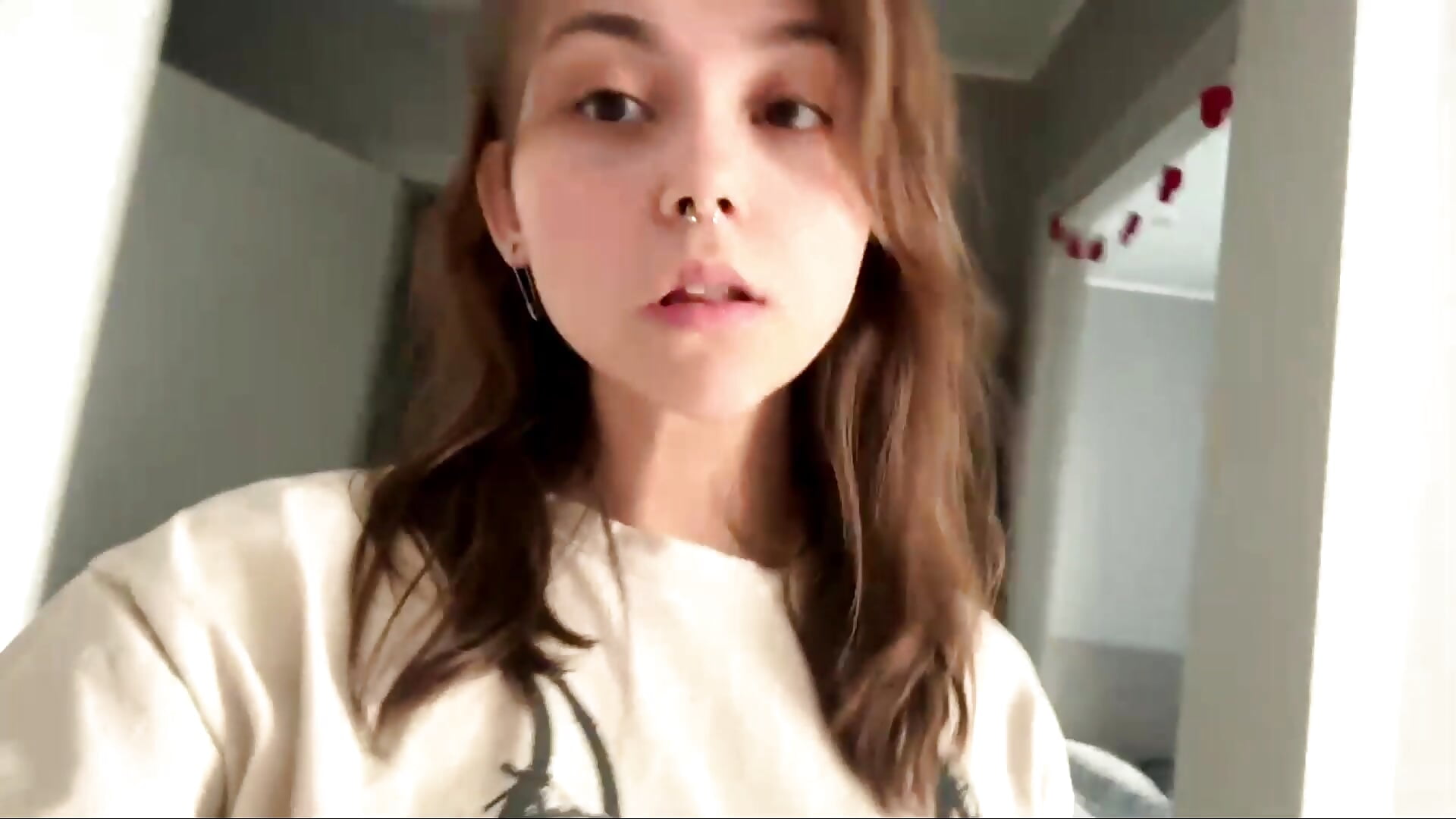 love me? - video od modelky/modela Thyeiysyla