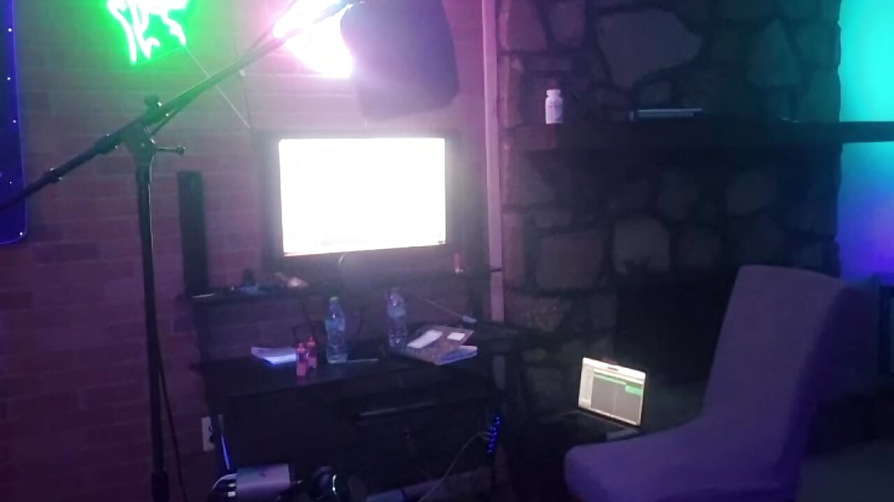 Pleasure Land - vidéo du modèle de showcams chronic_vibez