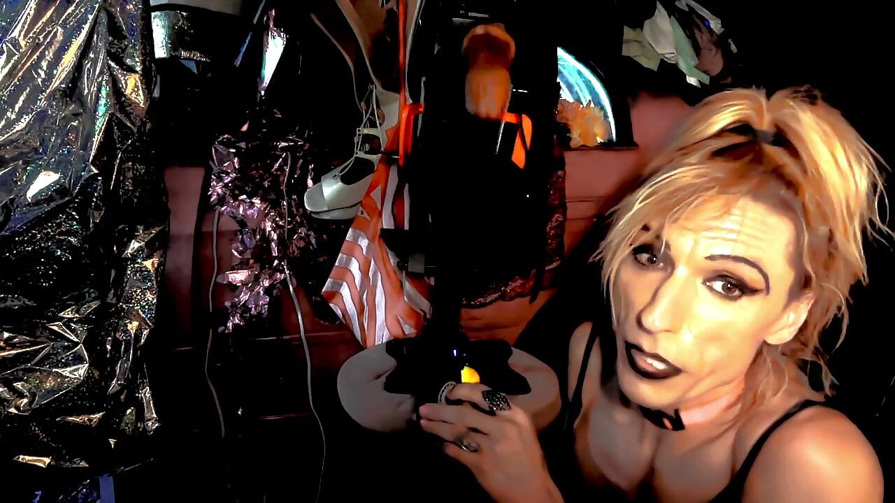 DUMBy - "perv defence lesson, neil tyson and i, if u dont have adderall" -ToSC FU, fixTheVidCopythng - video od modelky/modela TgirlBrat