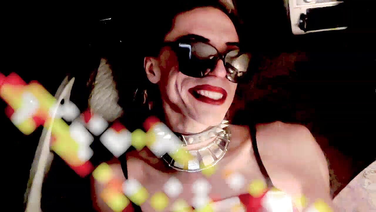 DUMBy/REALSy - "Horses, I Don't Trust em / All He Would Do is Pe e on his Face and Fuck" - video od modelky/modela TgirlBrat