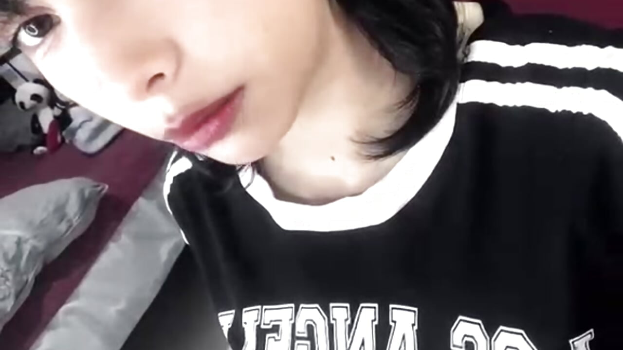 Jeje – video modela na kameri xoxo_anny