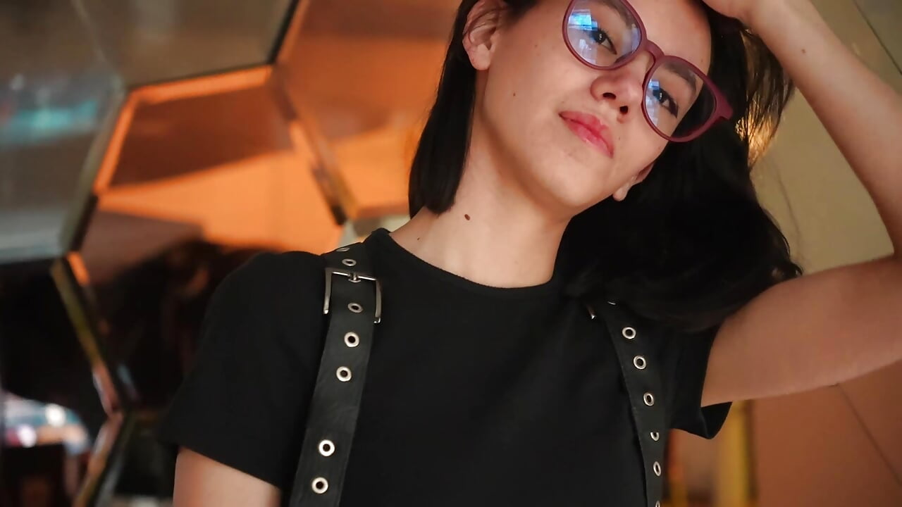 I´m Alis ! – video af Alis_Roze cam-model