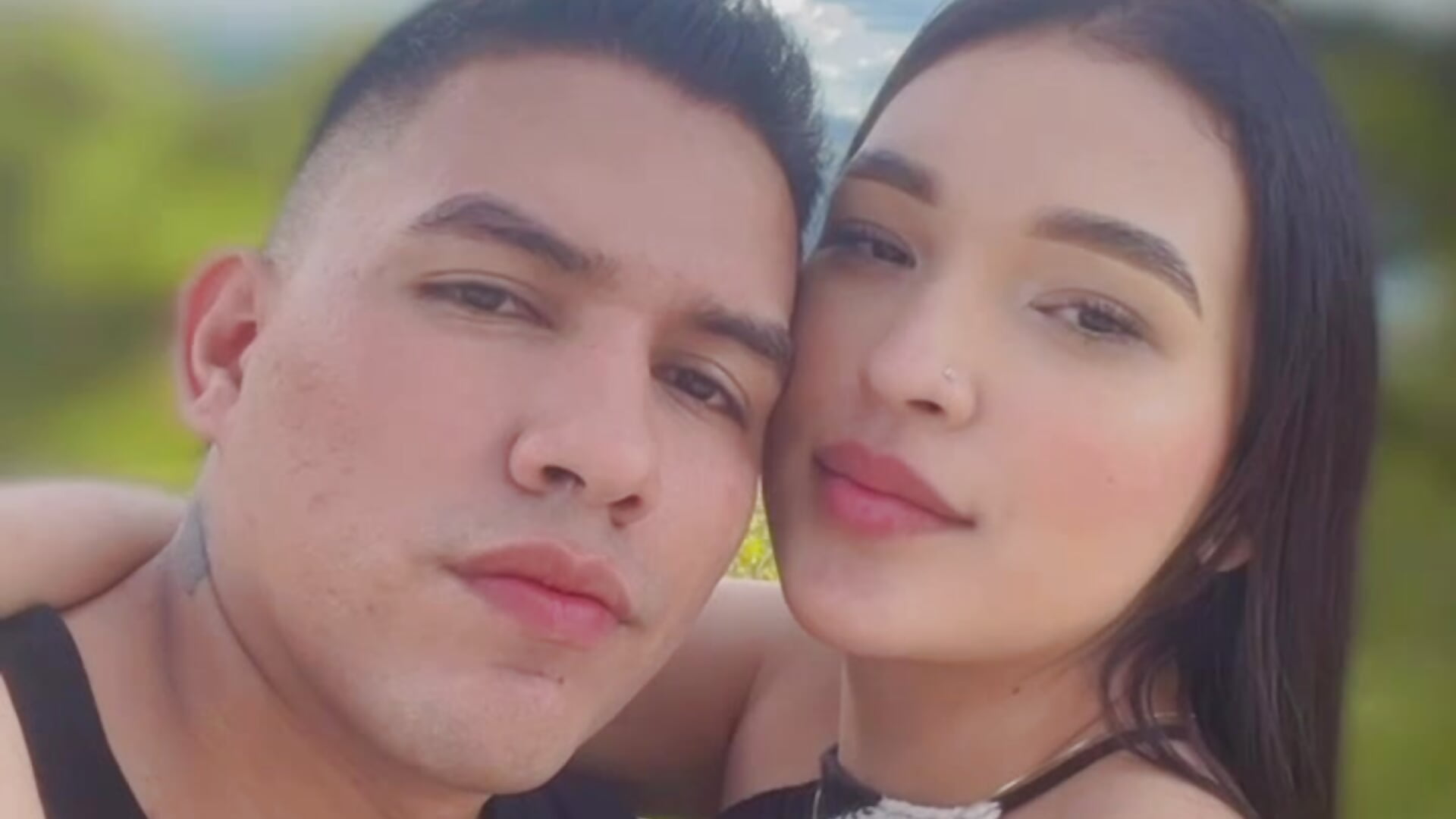 😍 - video by lisa_and_lian cam model