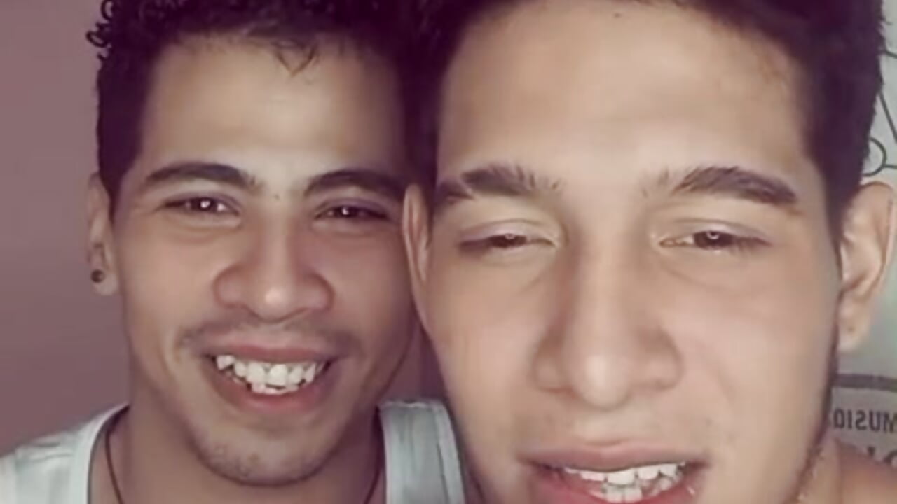 Трендове відео  7254 вебкаммоделі Mateo_and_Jose