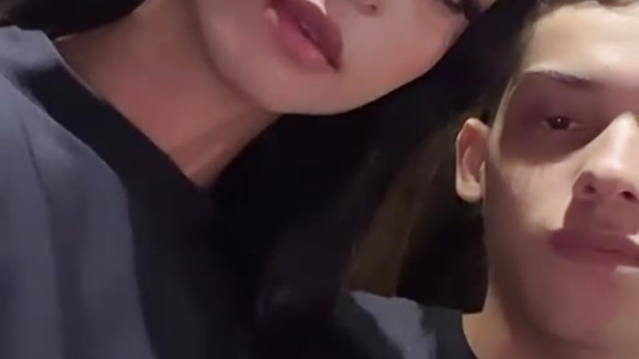 WhatsApp Video 2026-04-08 at 11,34,38 PM - Vídeo de isaa_and_juanjoo, modelo de vídeos