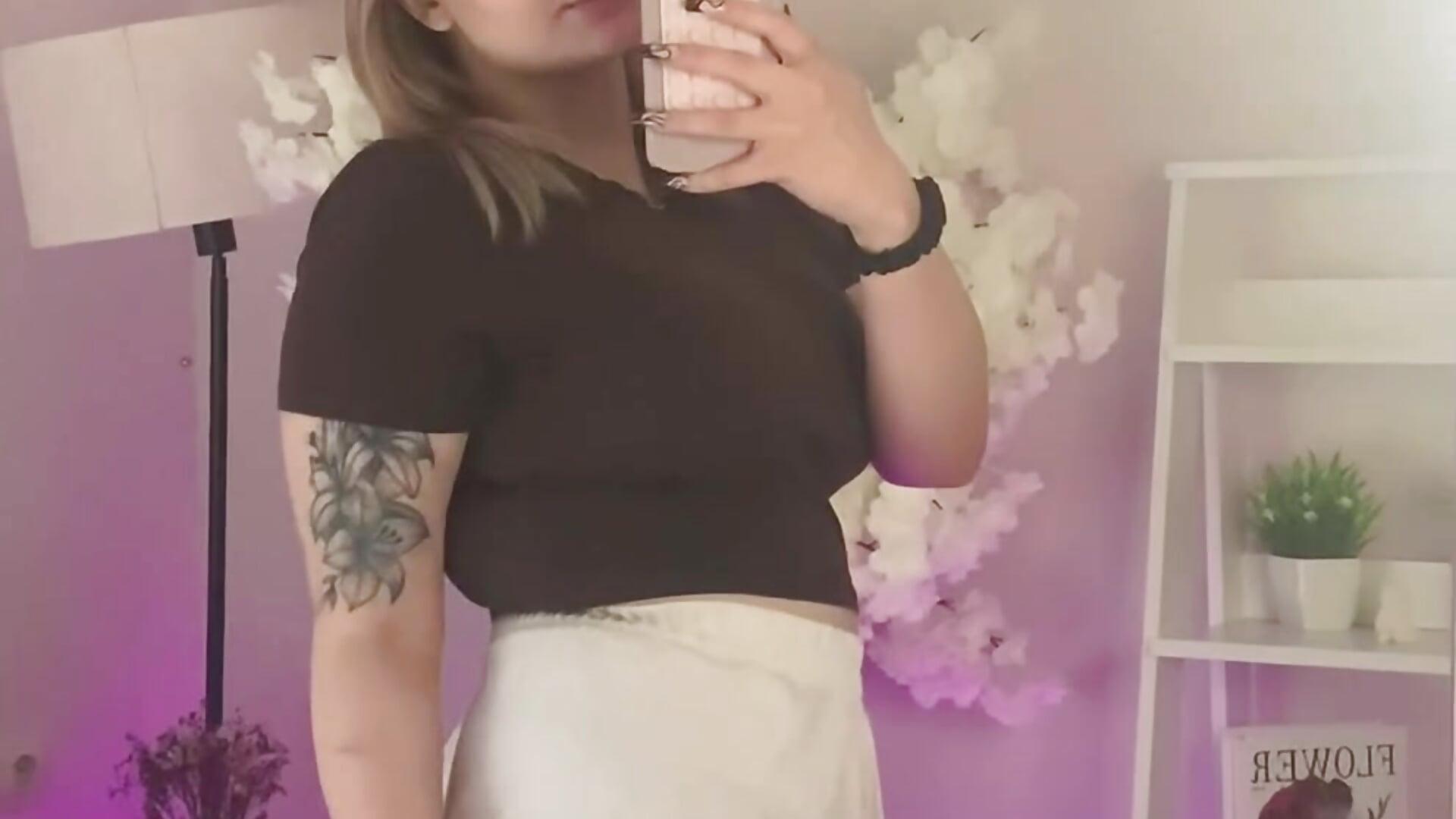 Me 😍 – видео вебкам-модели AdeleBaile