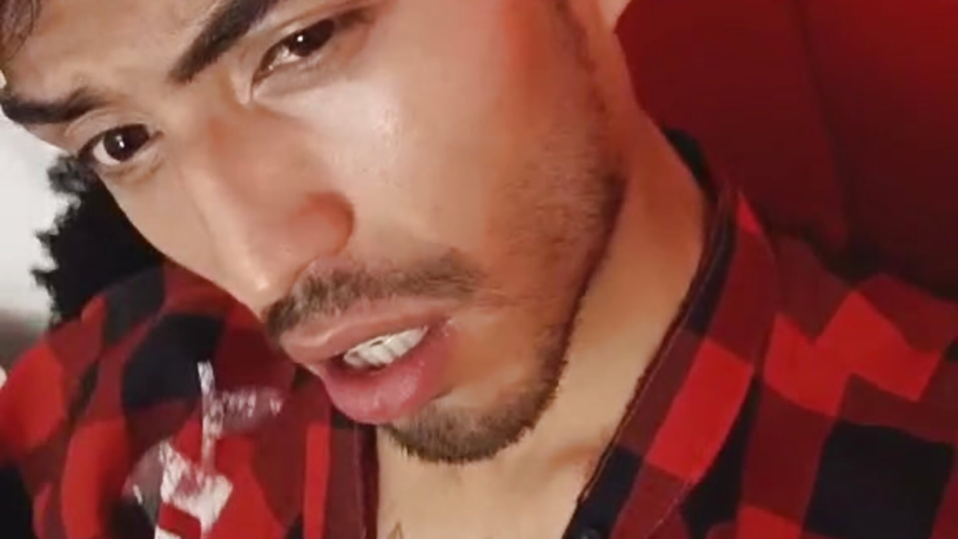 Aziel_Jenner 님 - 트렌드 중인 캠모델 비디오  1913개