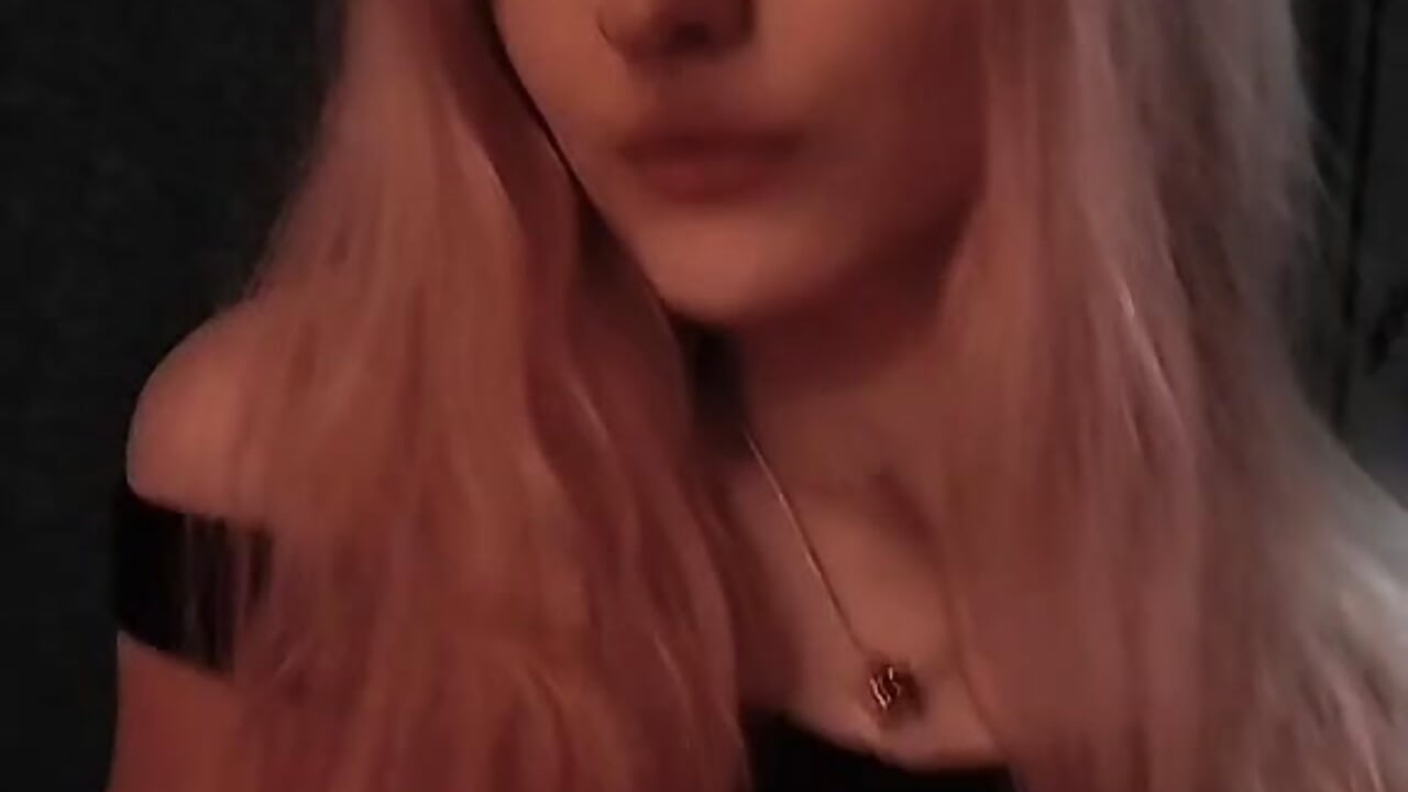 kiss kiss kiss - vídeo de LeaLamour