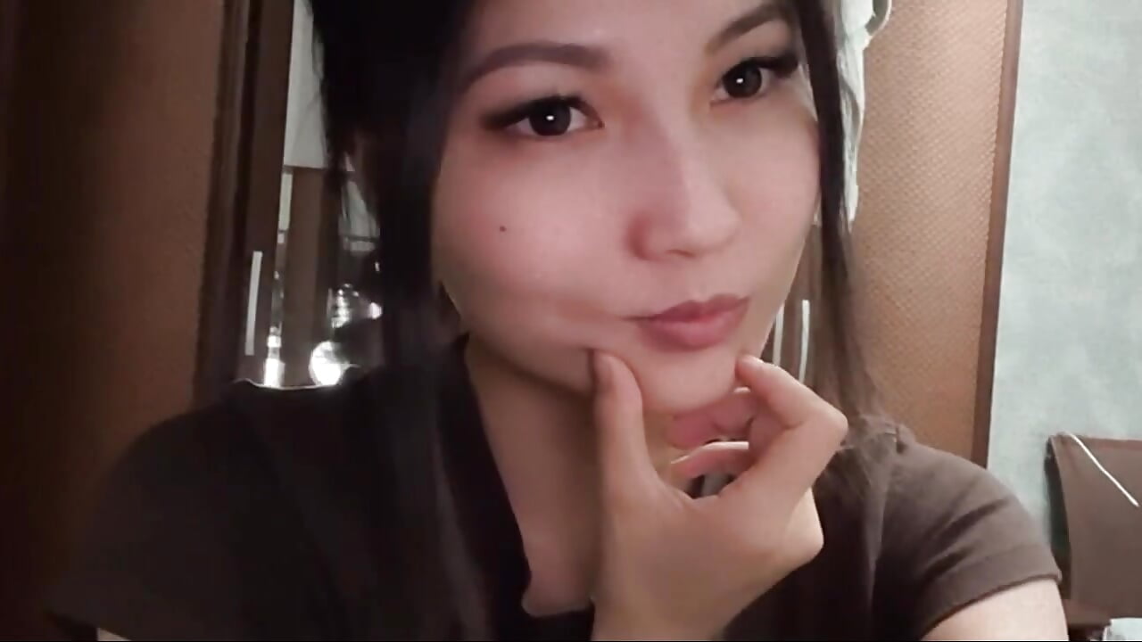😅My cute face😅 - video by MiaPoison cam model