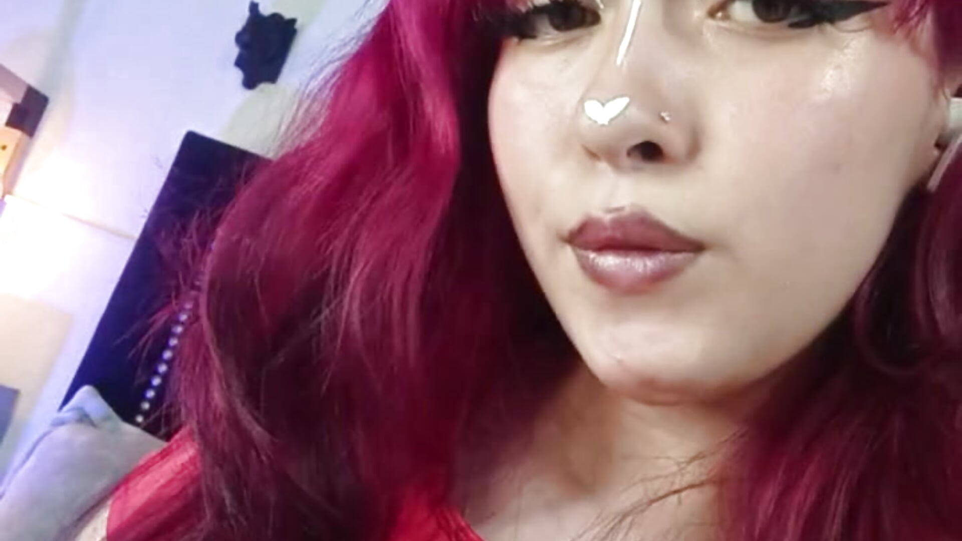 Mario Bro's - clip cu Leah_cherry model videochat