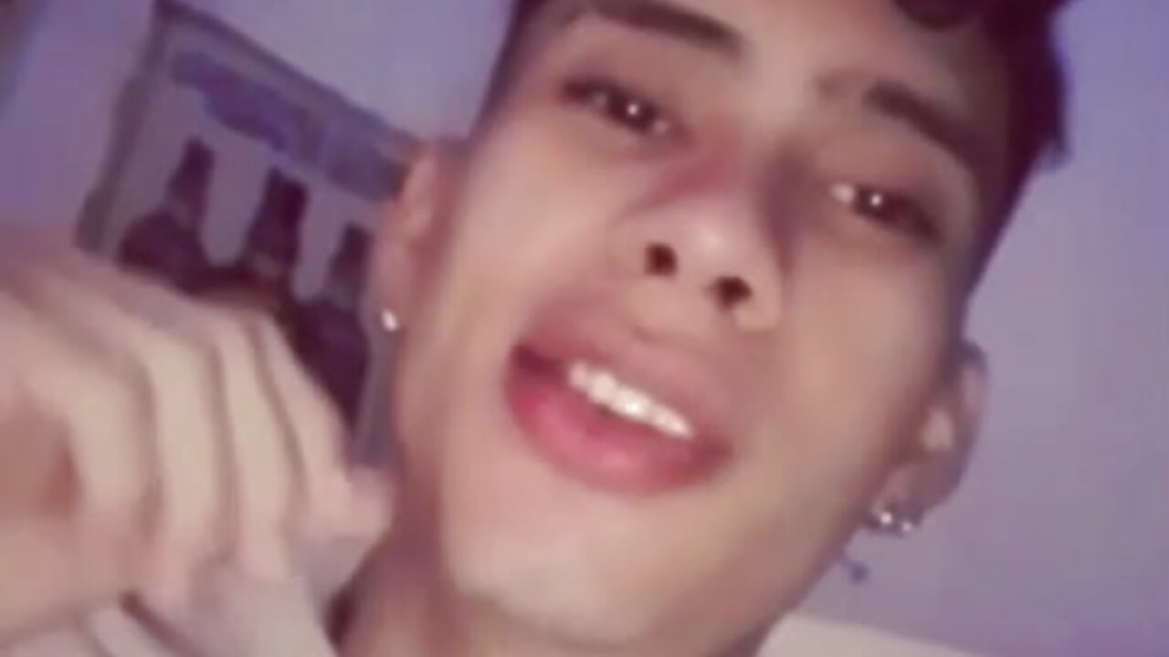 Трендове відео  8910 вебкаммоделі Skinny_cute_Alyer