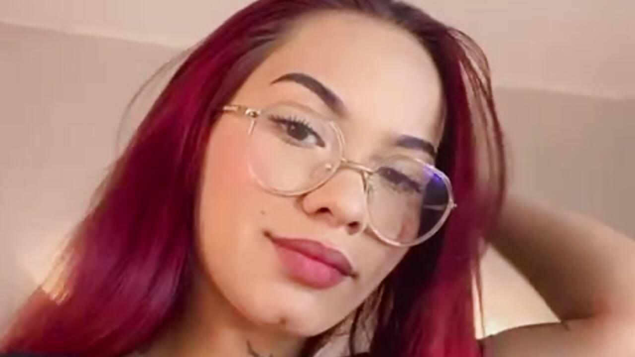 kisses for you💋💋 - video oleh _MaryAnn kamera model