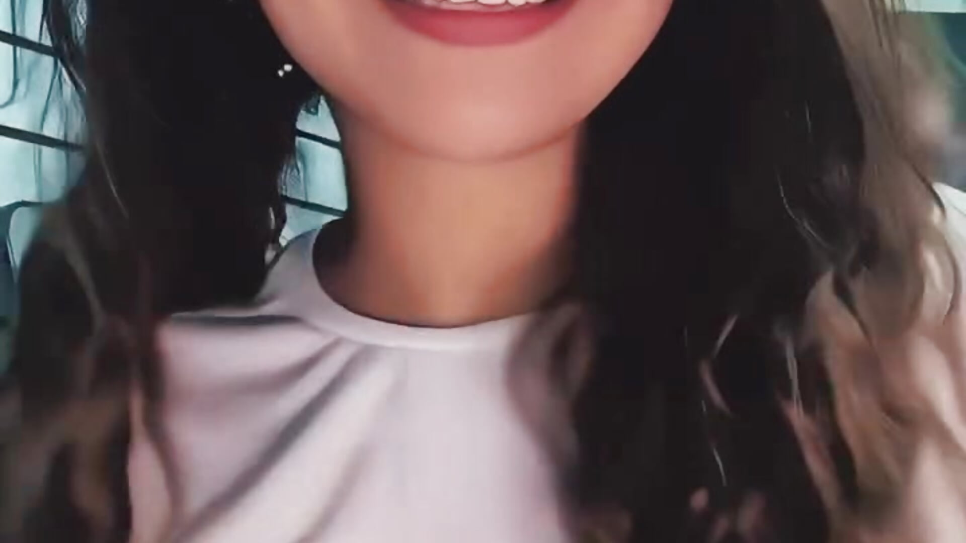 Y si me besas? - vídeo de la modelo de cam SolMlrena