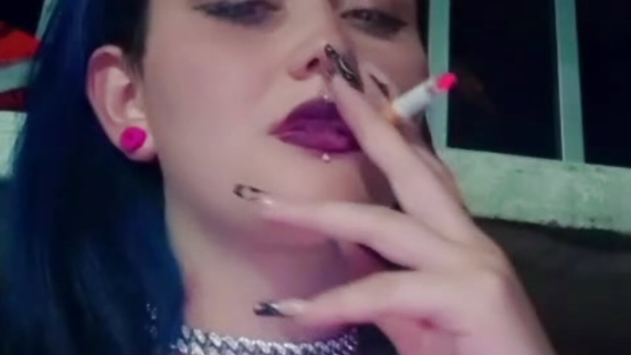 piercing – video modela na kameri Aitanarus25