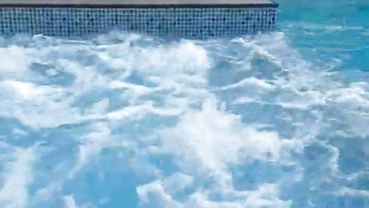 Relax - video by sexybronwlatin cam model