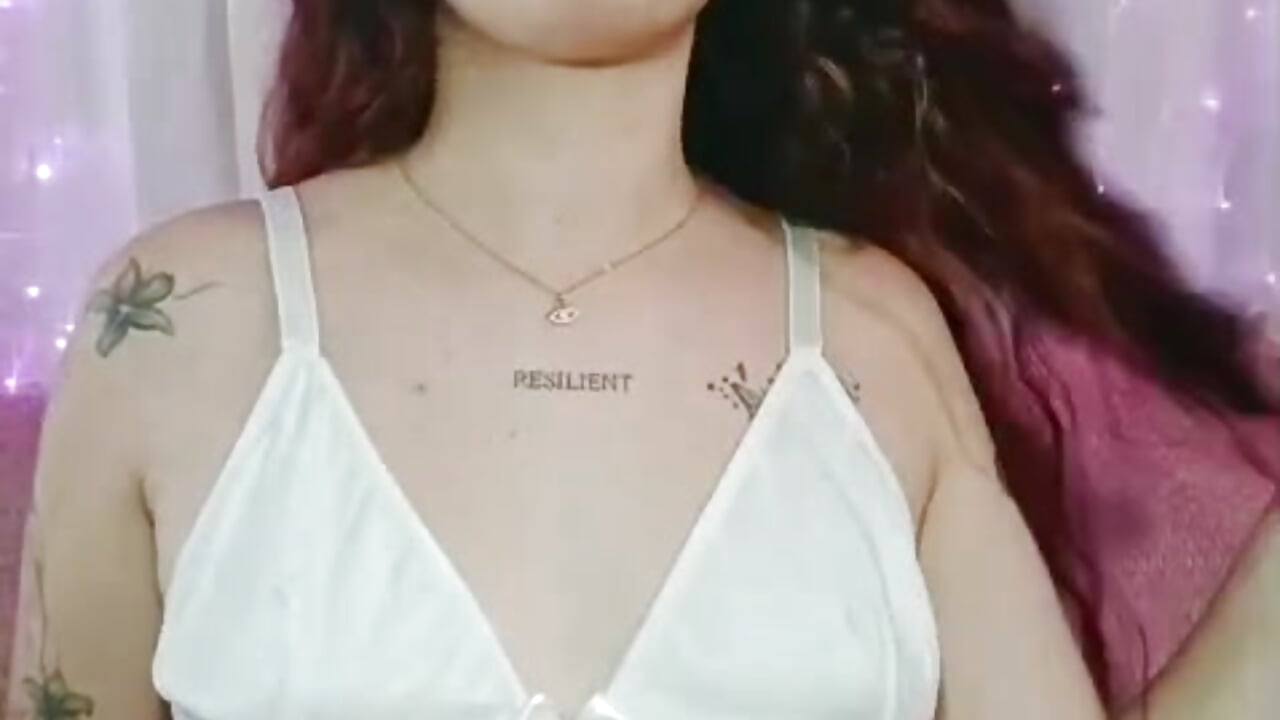 profile-intro-video-1775936293 – видео вебкам-модели Cherry_Boom18