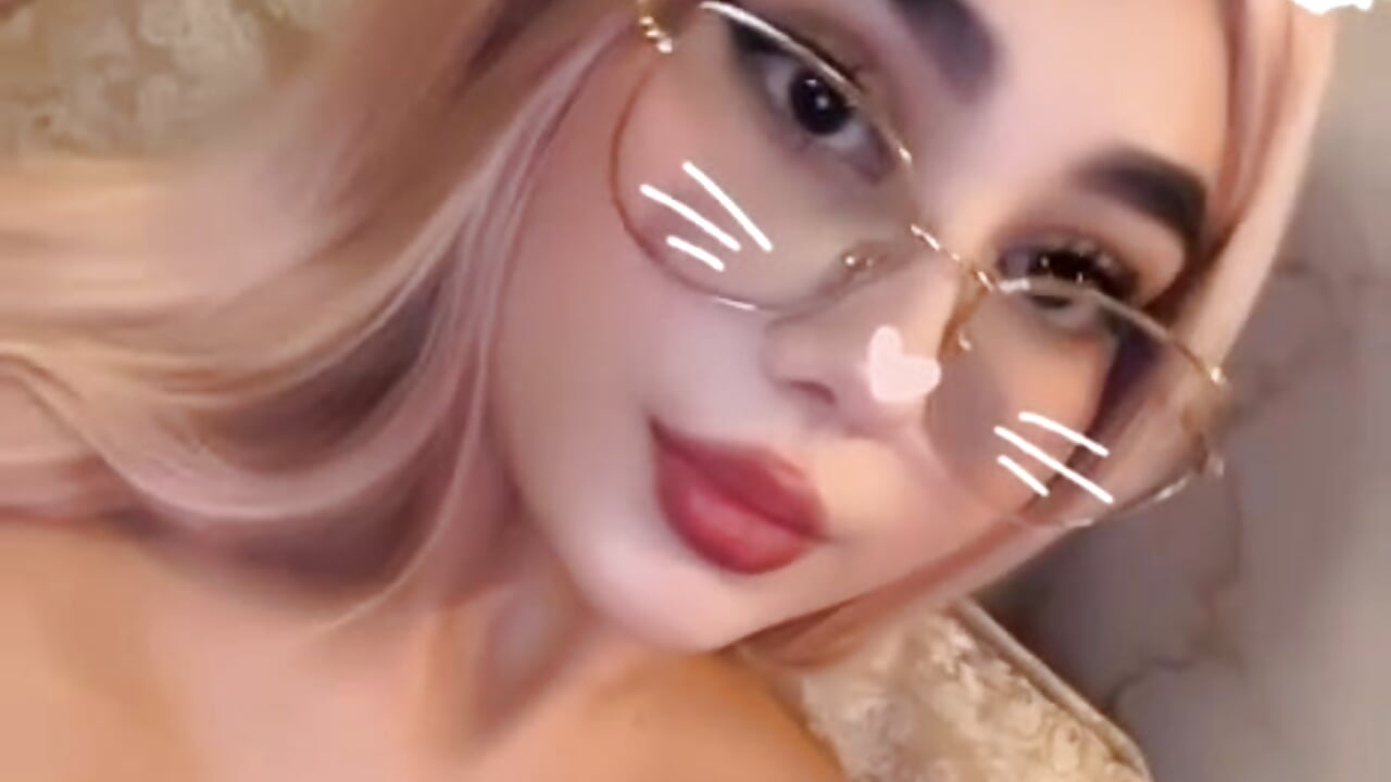A normal day being the bunny of the group... 🐰💖 - video by aria_doll cam model