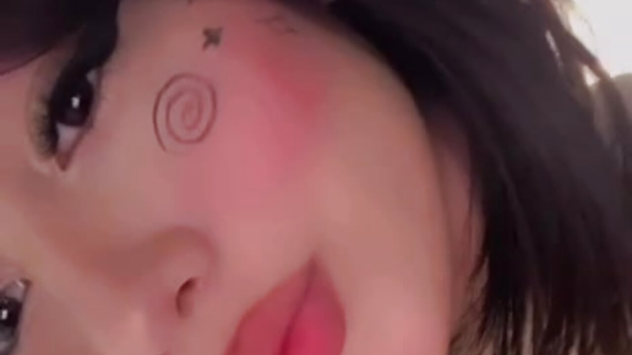 kisses 😘 - Video von aria_doll Cam-Model