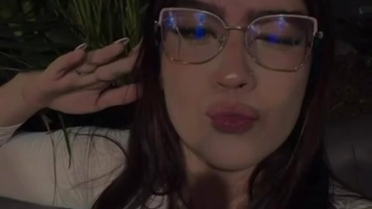 ME - video av Pauli_Ferrer2 cam model