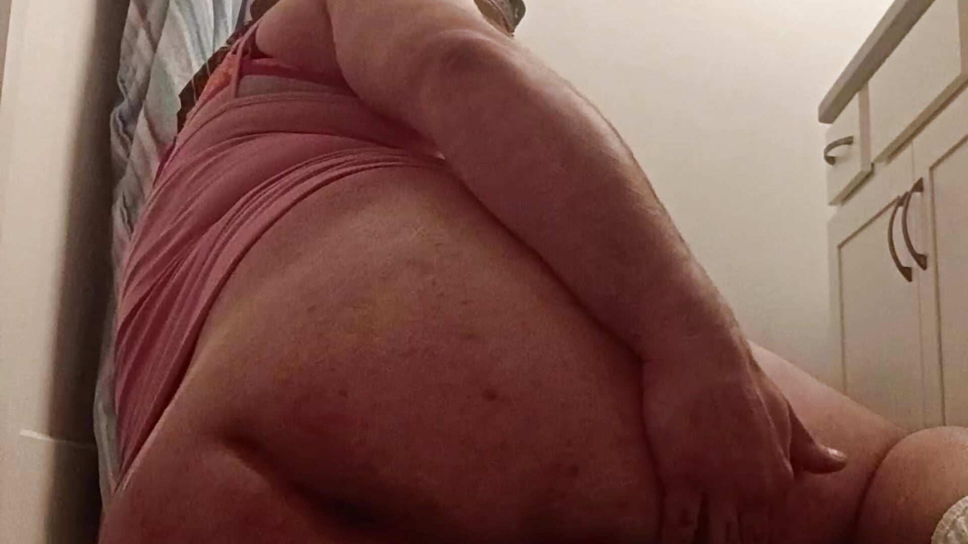 Spank me - video av Bootycheekz cam model