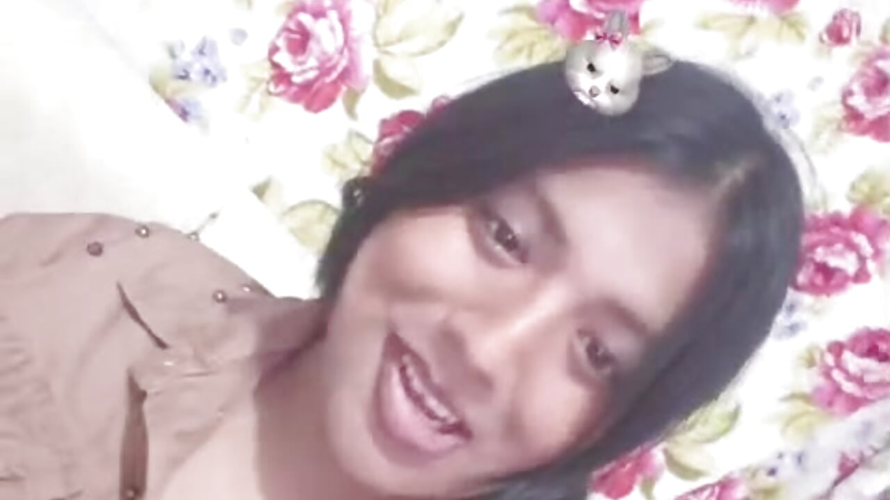 1000300734– La_Perra12 kameramodell videója