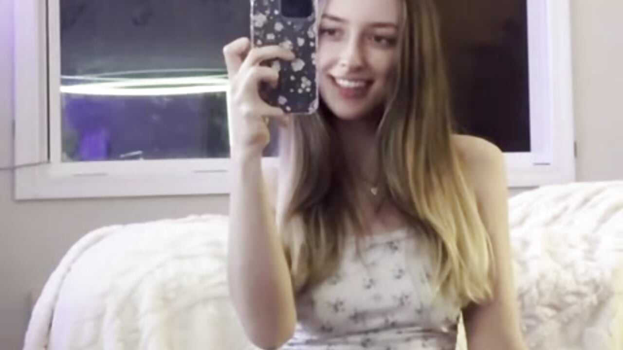 IMG_3983 - video van ClaraAndNate cam-model