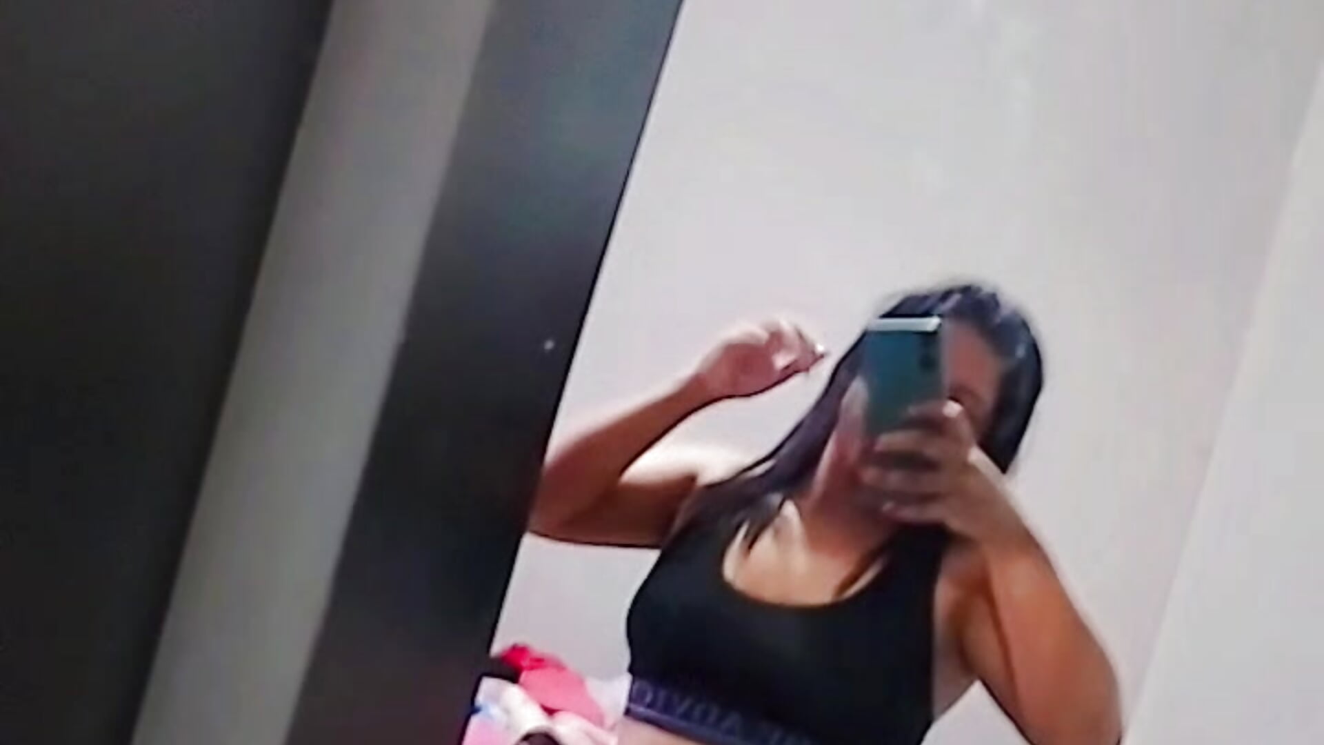 1000091279 - Video von Putinha2004 Cam-Model