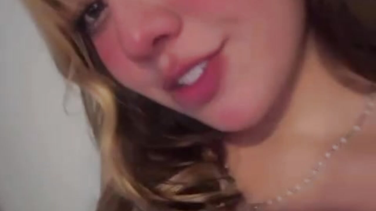 Sexiest girl - video oleh honey_m00n kamera model