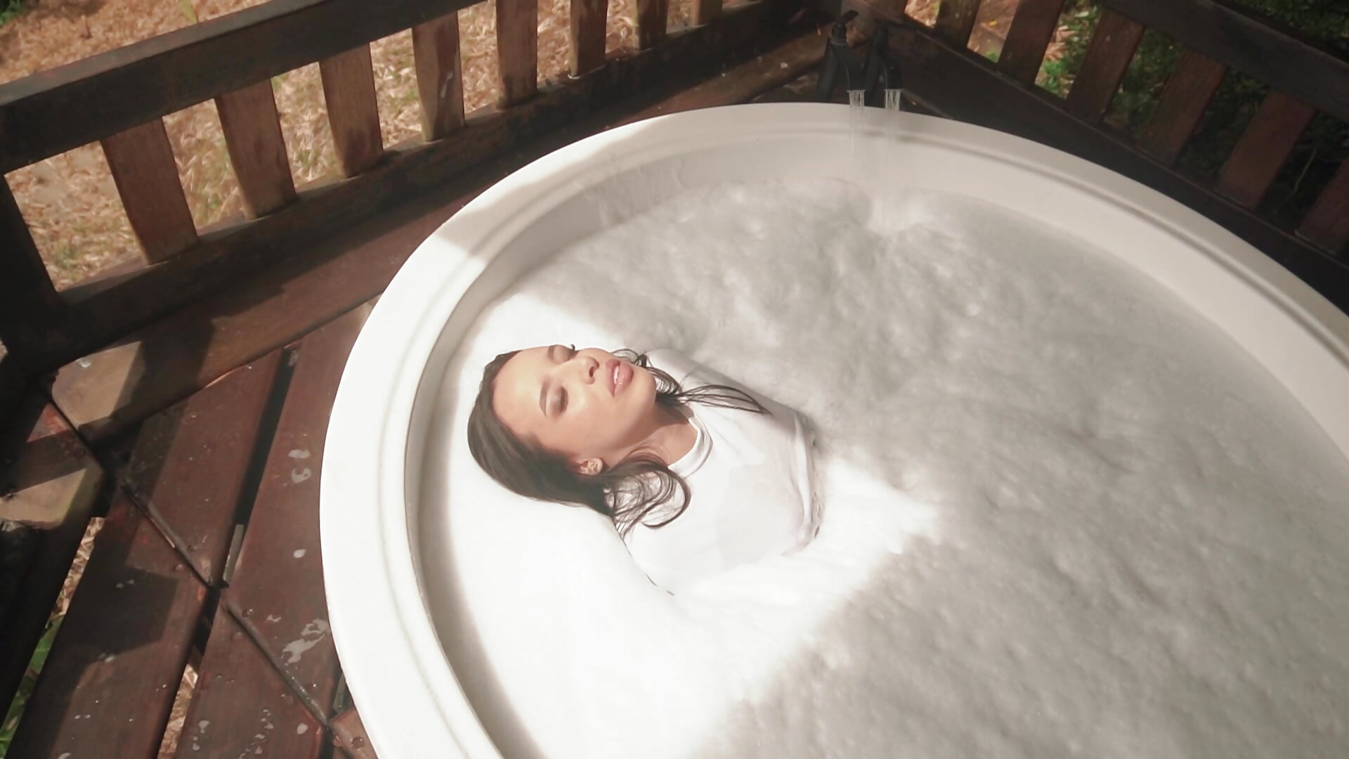 video 1 con audio - video oleh ValkyriaSteel kamera model