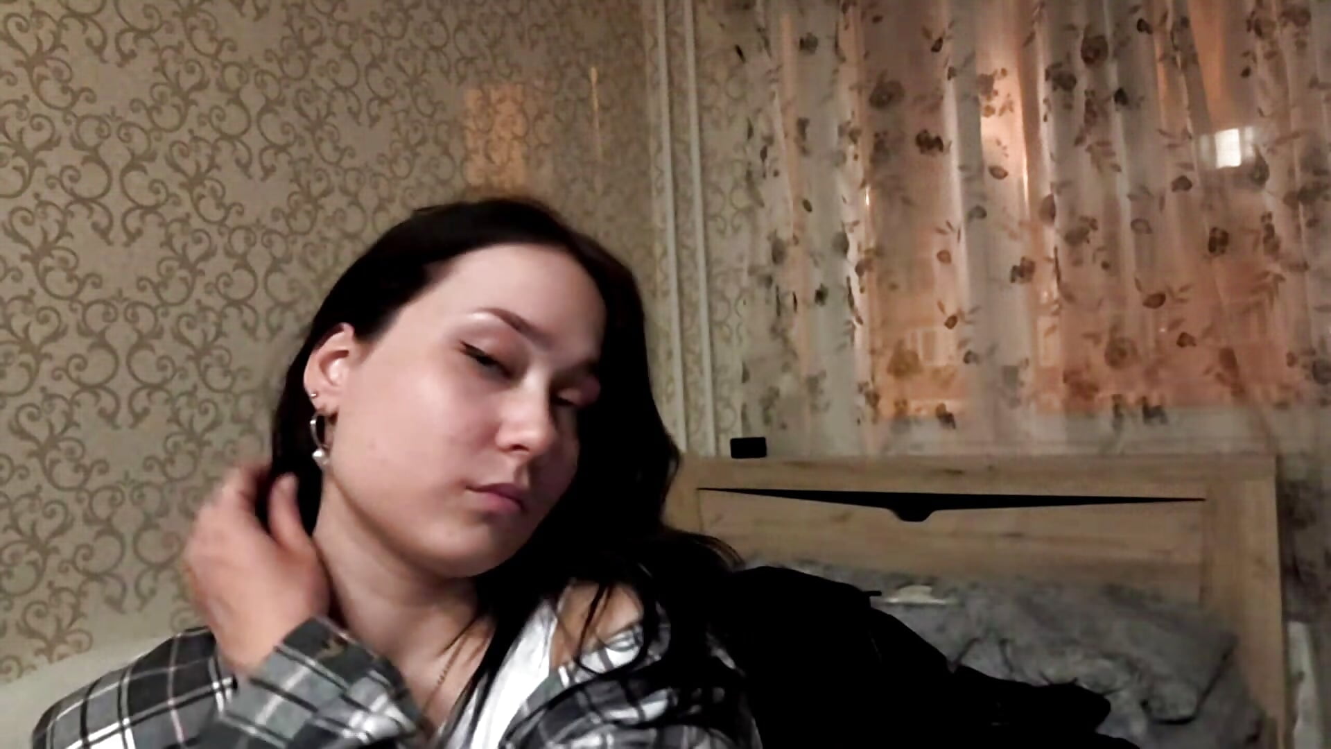 Dangerous And So Beautiful - video od modelky/modela DinahZapalac