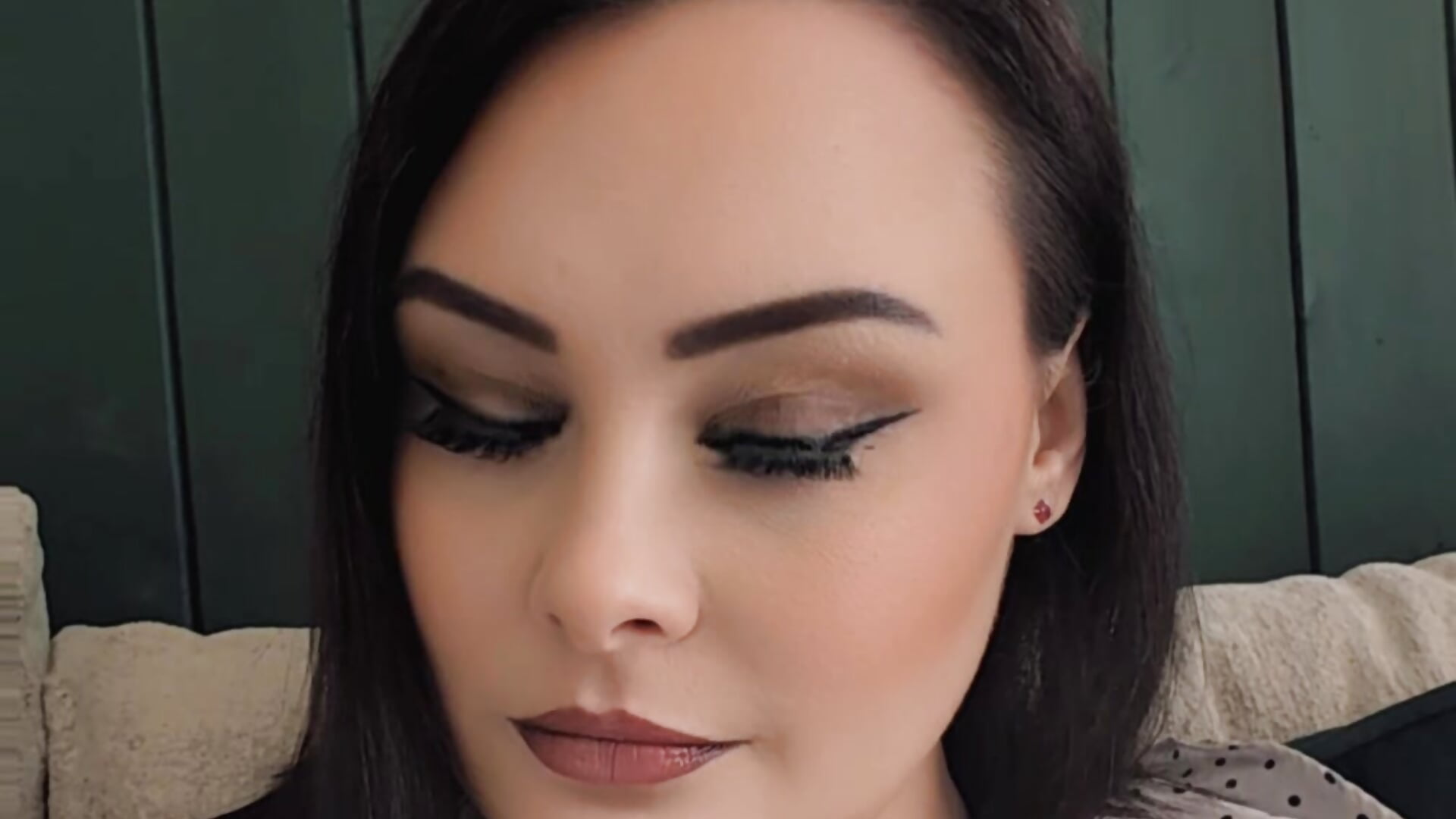 Hello boys - video by Gorgeous_Rosie