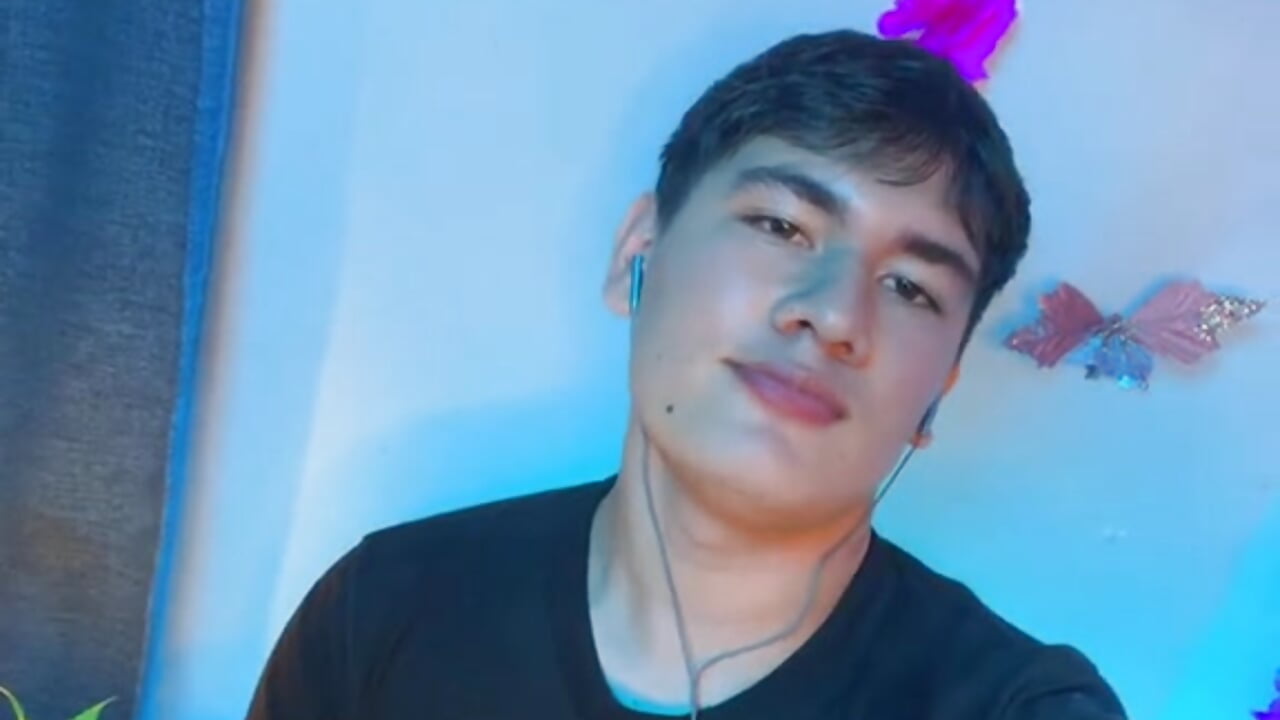 WhatsApp Video 2026-04-10 at 12,10,49 PM - Vídeo de Andruetxx, modelo de vídeos