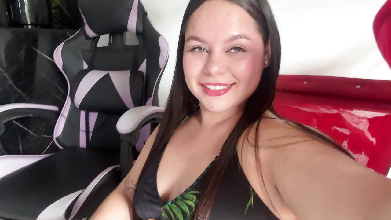 A kiss for everyone, come add me to your favorites — filmik Sarita_21, modela(-lki) na kamerkach