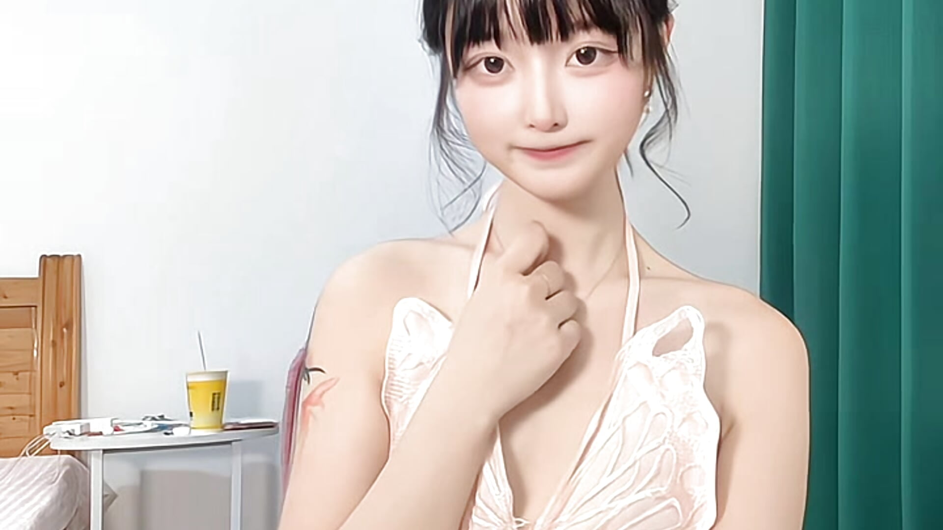 6 – video od webkamerové modelky Kaixin-baobao