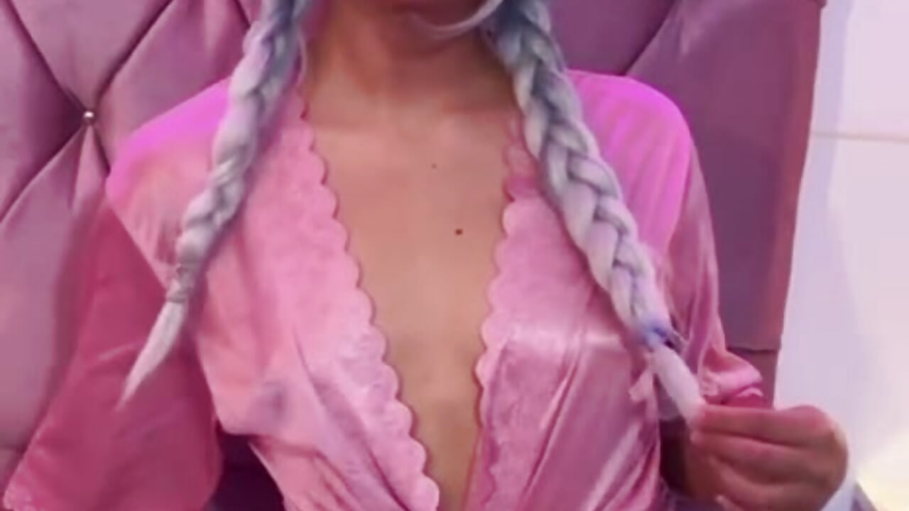 me - video by Anaiamoon1