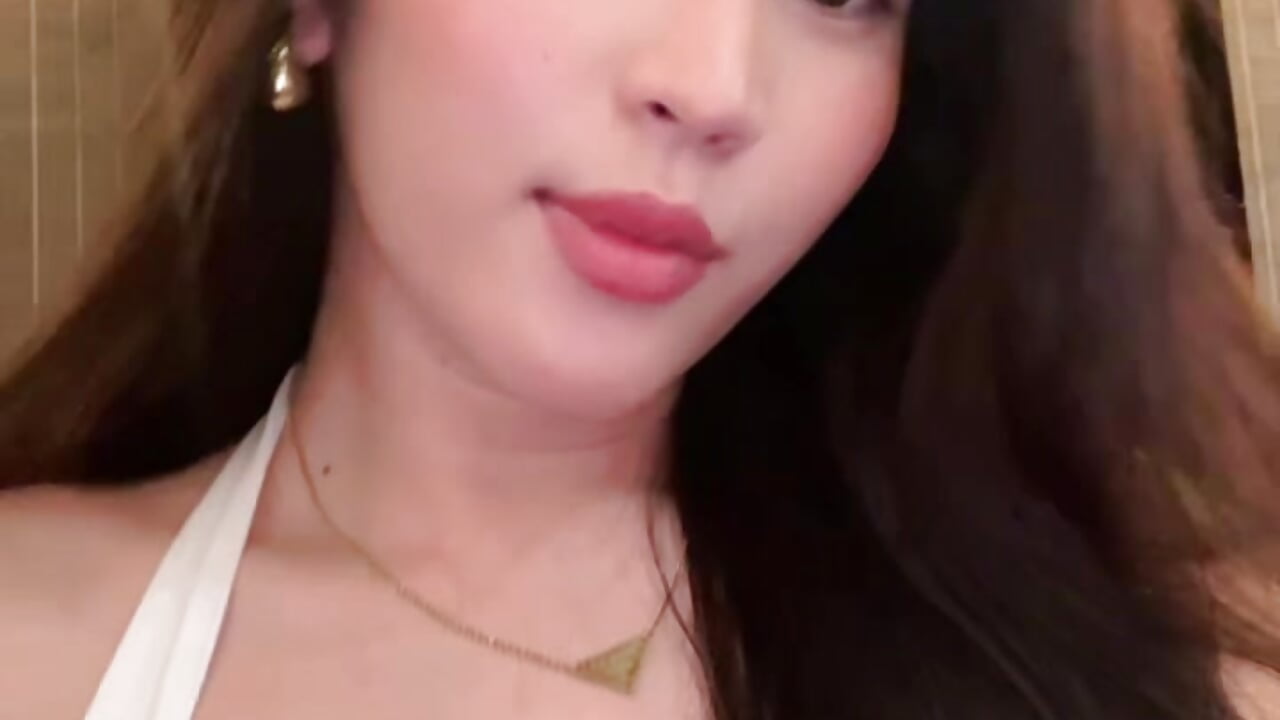 profile-intro-video-1787856435 - urcutie_ellexxx adlı kamera modelinin videosu