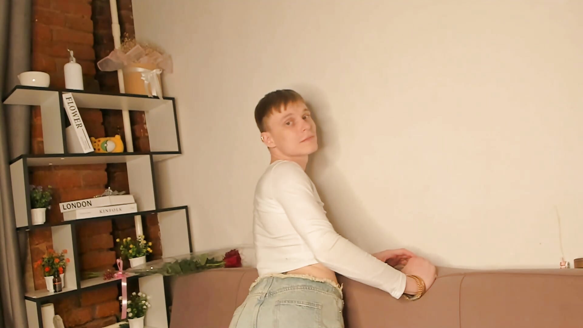 2026-04-19_03-48-19 - video by TwinkWhite cam model