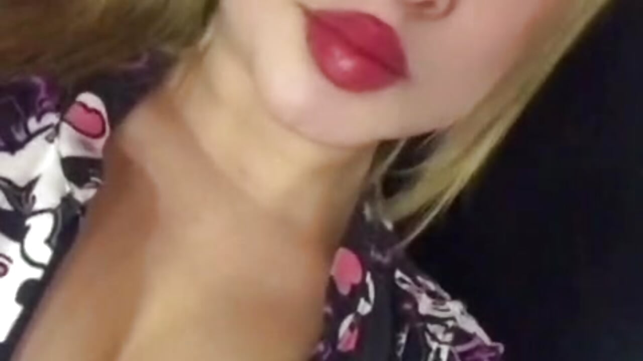 <3 - video av Doll_KittyBrm cam model