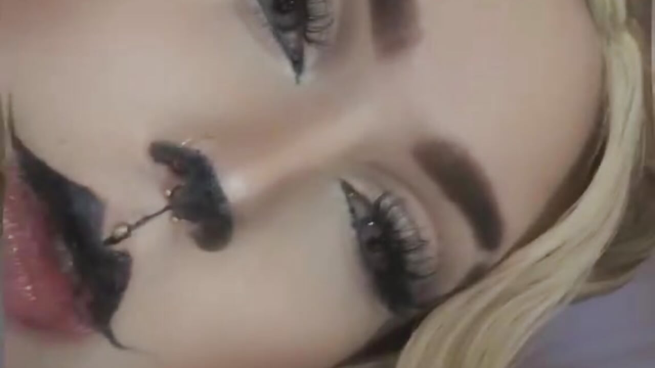 Come with me - video oleh model kamera AnneVanHelsing