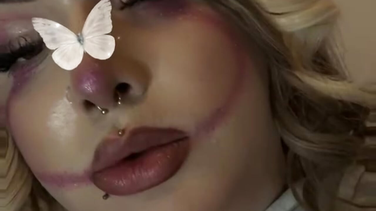 come play with me - video oleh model kamera AnneVanHelsing