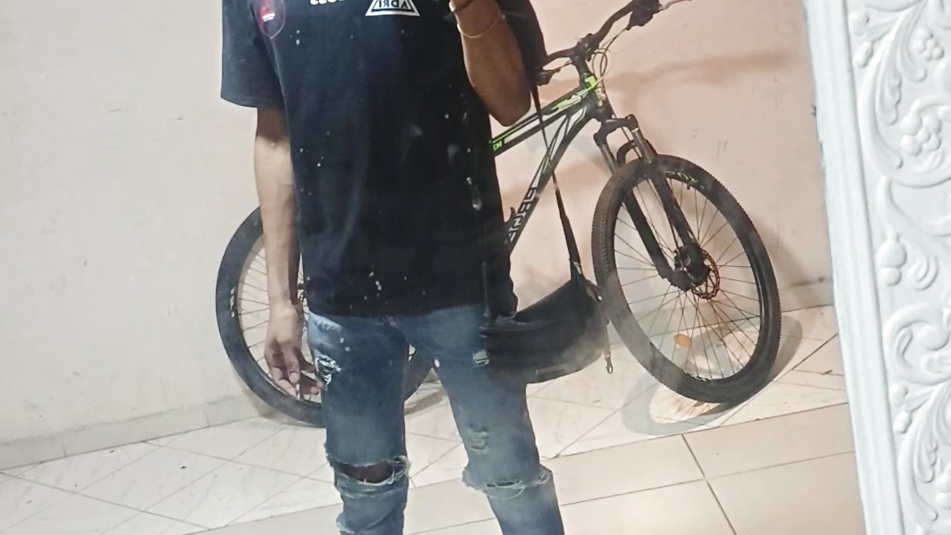 1000248781 - Vídeo de JJORDAN_BBC, modelo de vídeos