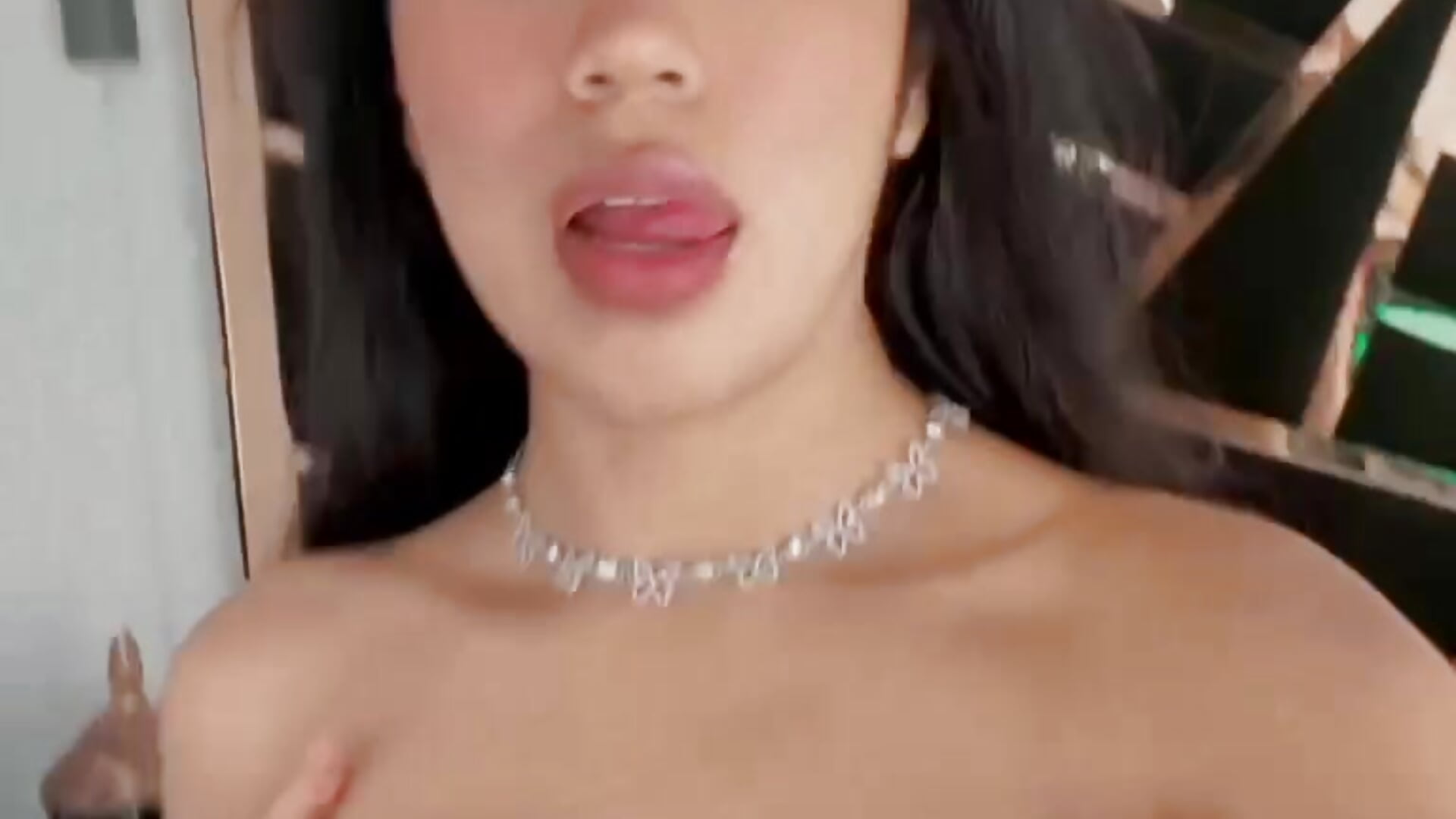 Exclusive Access 🔒 (1) - video by Kimmiebellarie cam model