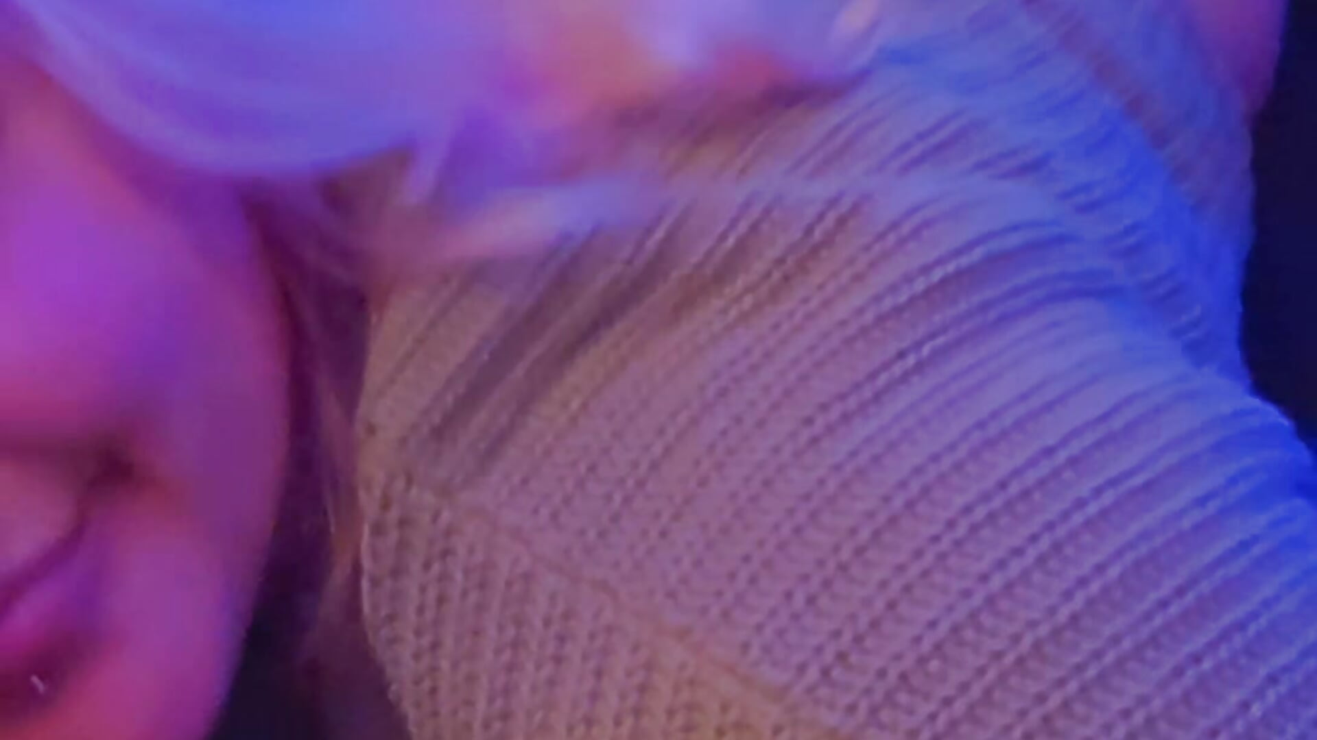 Cutie 💓 - video by itsthatgirl cam model