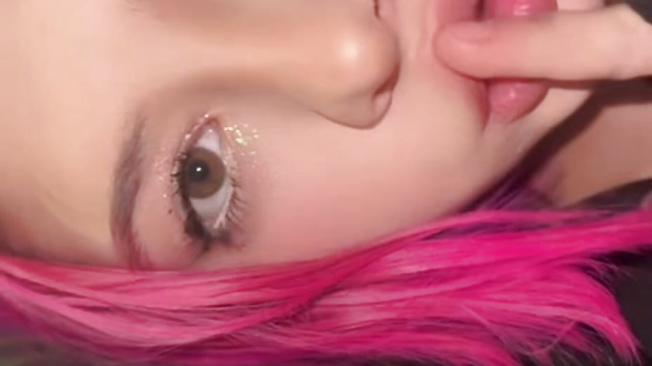 document_5397785430118671095 (1) - Vídeo de PinkyTrix, modelo de vídeos