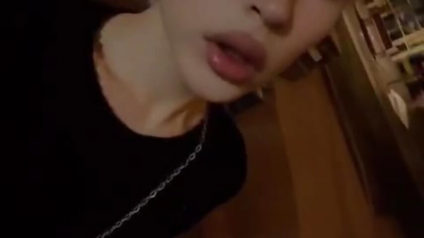 😝 me – видео вебкам-модели kristydollx